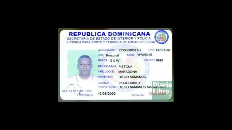 Maradona tenía falso permiso de pistola