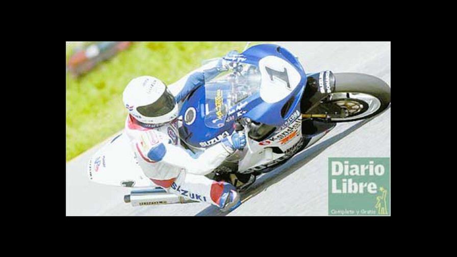 Azcona gana la corona latina en Puerto Rico