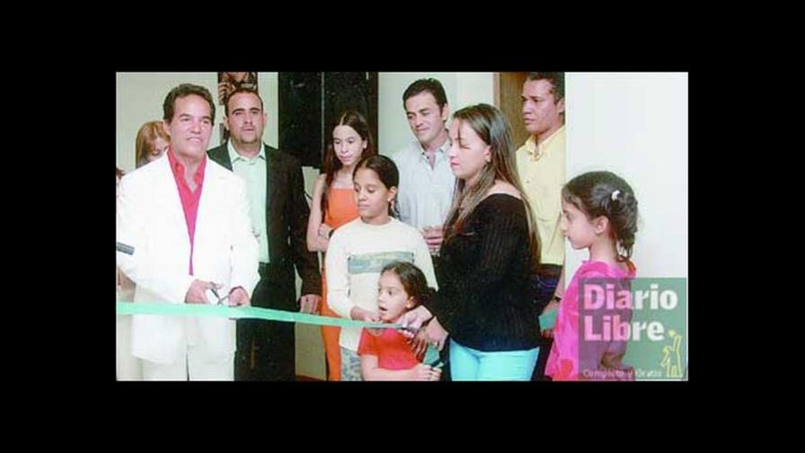 Óptica Almanzar inaugura sucursal