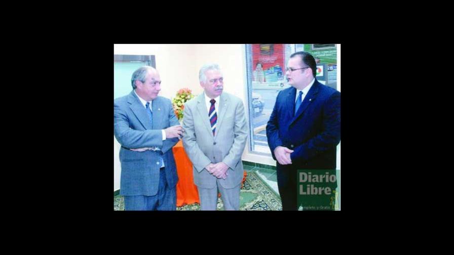 El Banco BHD inaugura sucursal San Cristóbal