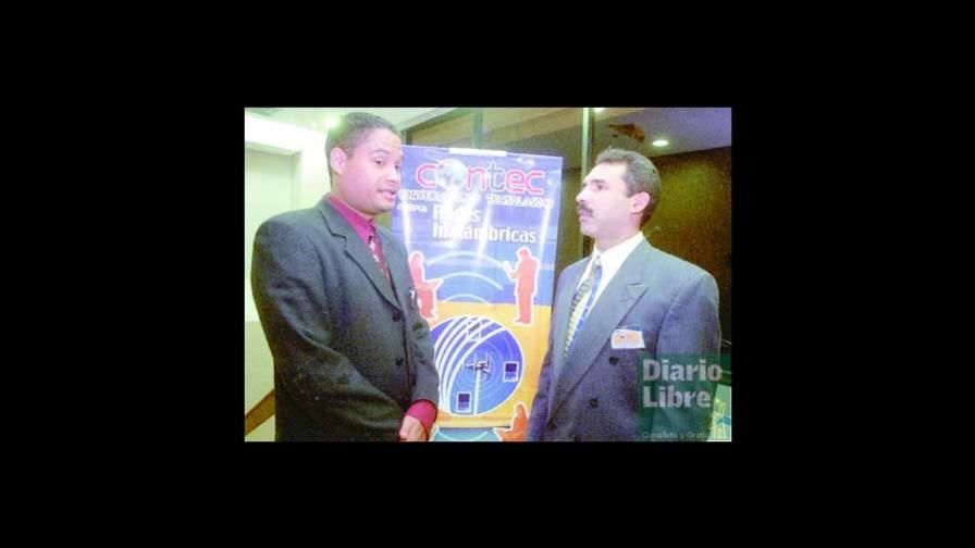 Inforedes realiza conversatorio tecnológico