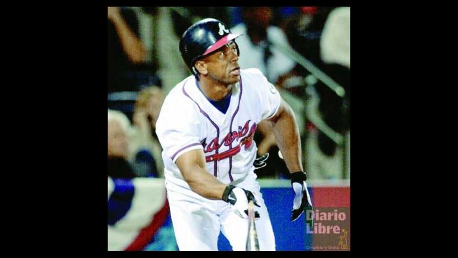 La jornada. - El dominicano Julio César Franco es un caballero del béisbol de las Grandes Ligas