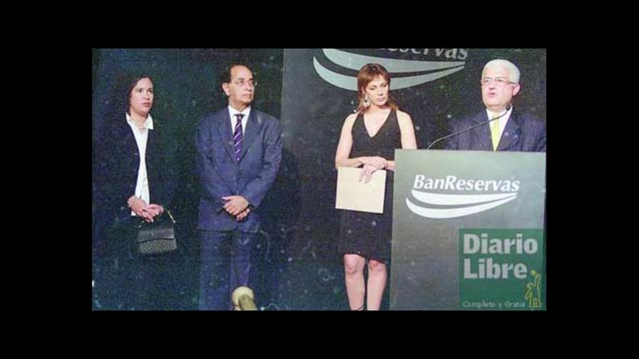 Banreservas lanza tarjeta Visa Platinum Universe