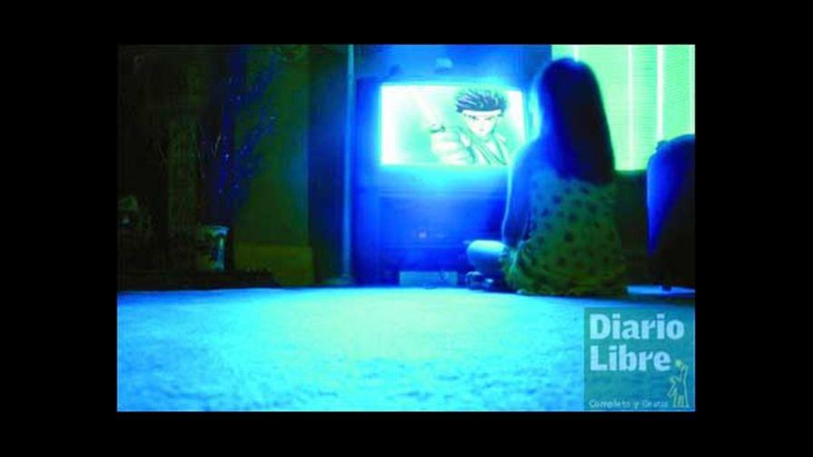Televisión crea déficit de atención en niños Televisión crea déficit de atención en niños