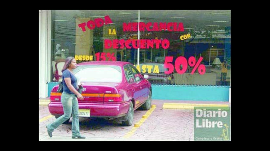 Ponen en venta cadena de tiendas La Curacao