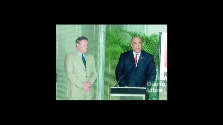 CardNet lanza móvil para pagos tarjetas