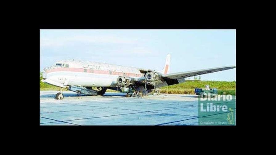 Dominicana de Aviación cumple once años con sus alas cerradas