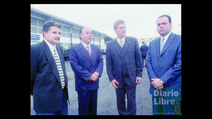 Autozama presentó modelos 2005 Mercedes Benz