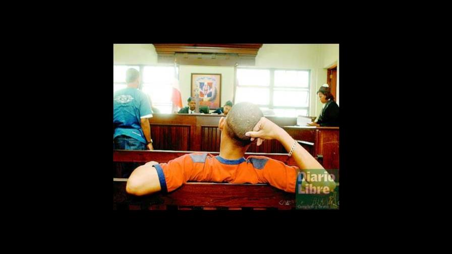 Menores tendrán derecho a amparo; podrán ser demandados