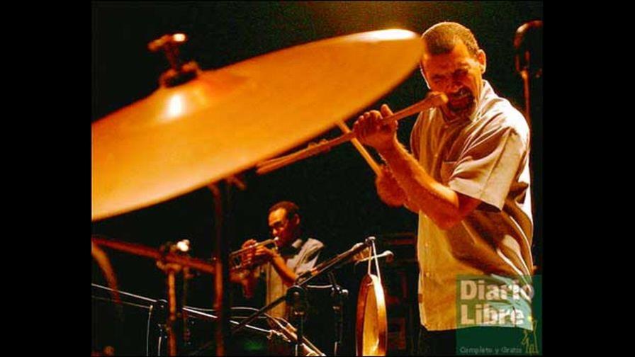 Fellé Vega expondrá sus instrumentos en Casa de Teatro