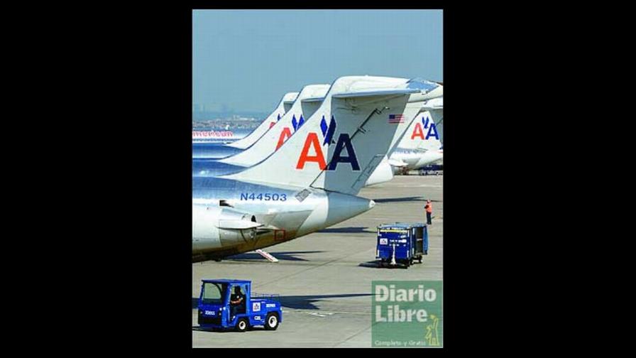 Debaten causas de accidente vuelo 587