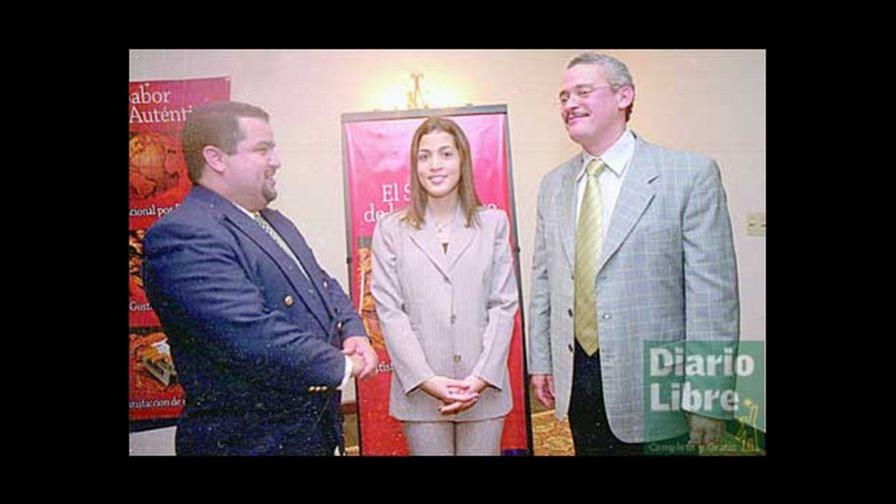 Presentan nueva campaña de cigarrillos Viceroy