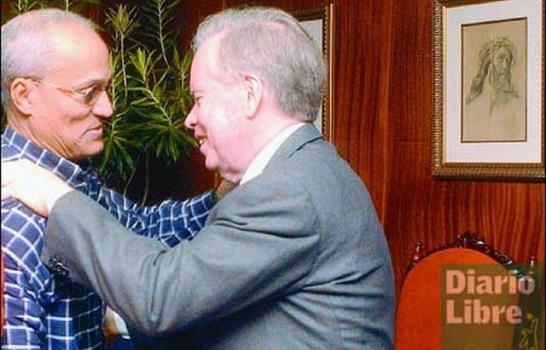 A.L. Mateo Mi vida es la literatura, he vivido por ella