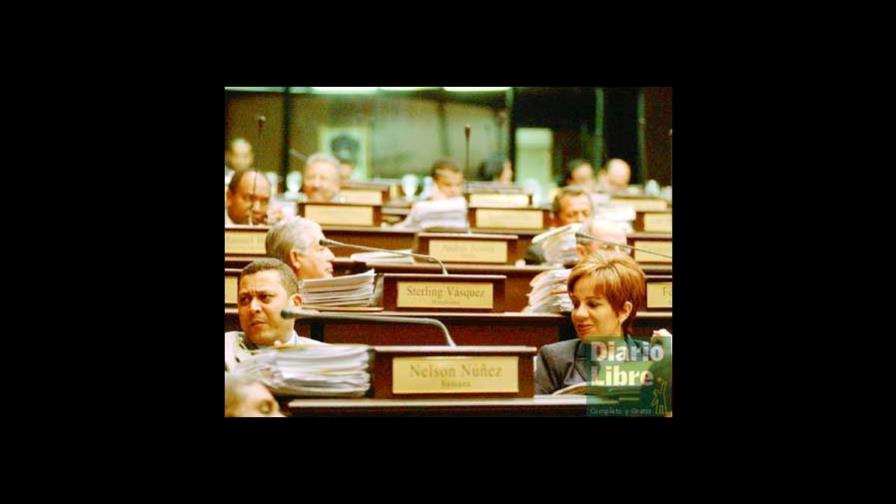 Diputados eliminan el impuesto al sirop de maíz