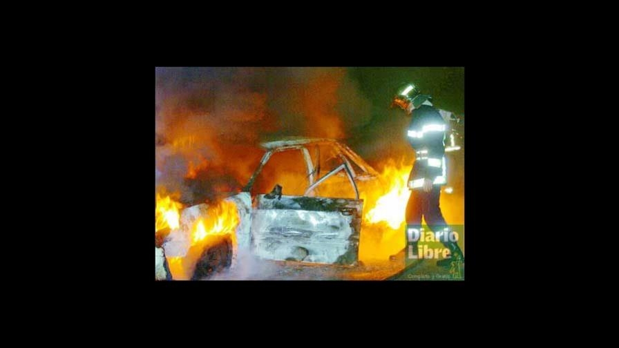 Francia impondrá toque de queda ante ola de violencia