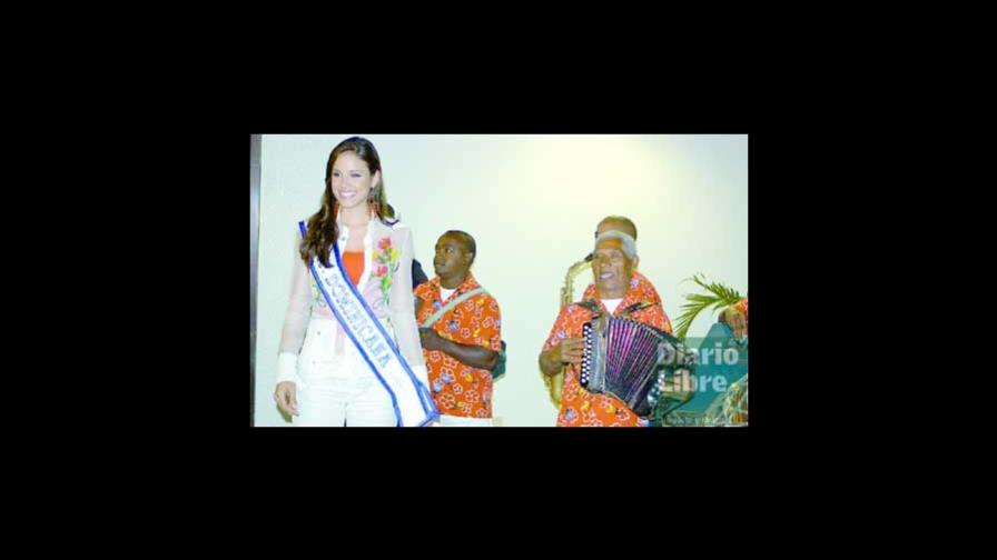 Ayer regresó Renata Soñé, Miss Universo Dominicana