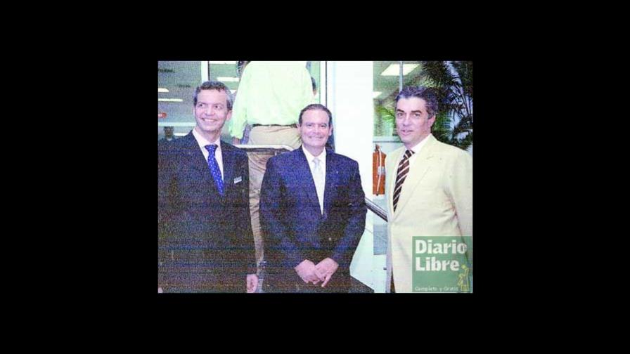 Autogermánica presenta Centro de Servicios