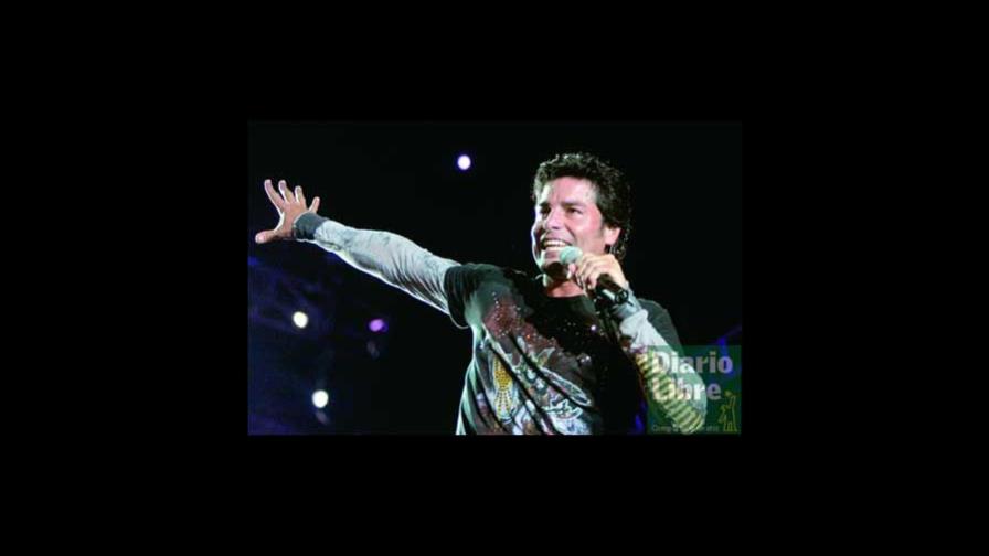 Chayanne cautiva con su show electrizante