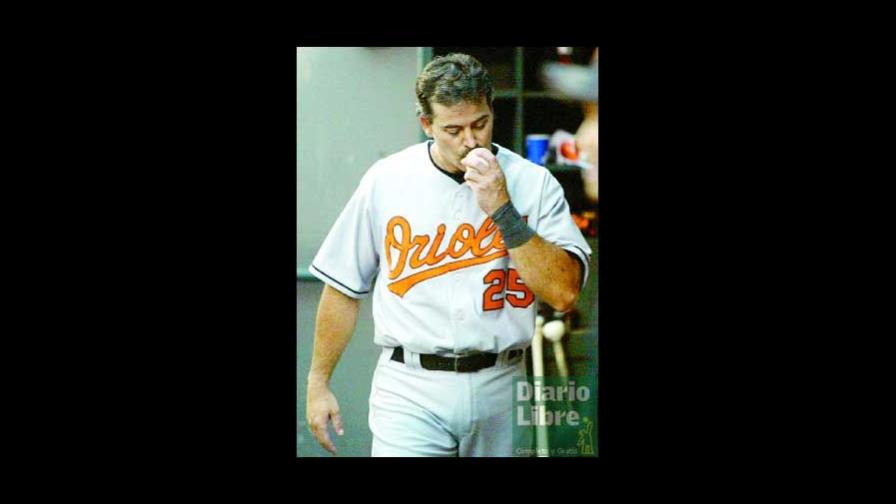 Palmeiro: En Cuba no hubiese jugado Palmeiro: En Cuba no hubiese jugado