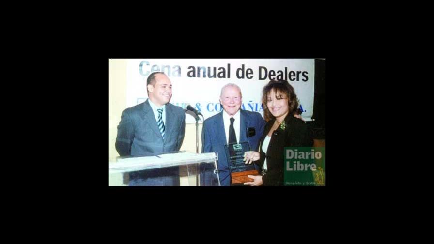 Reid & Compañía premia dealers en cena anual