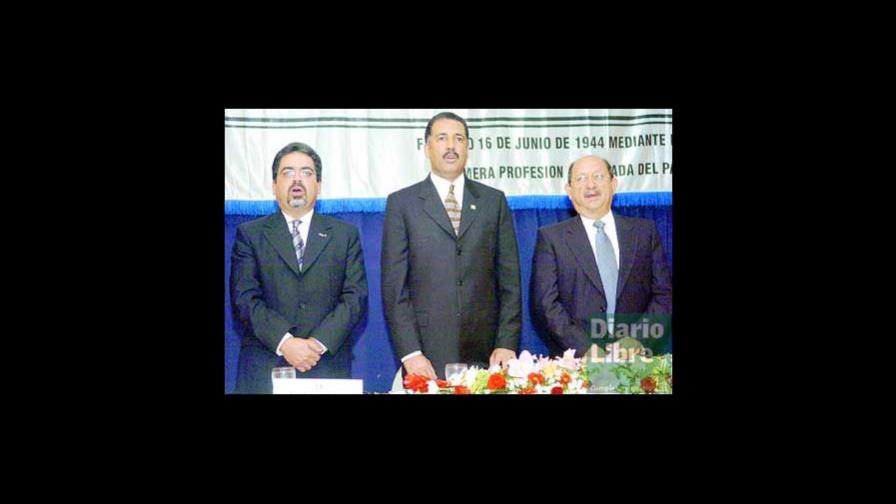 Contadores otorgan Duarte a la Excelencia Contadores otorgan Duarte a la Excelencia