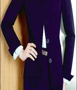 Christian Lacroix diseña uniforme de Air France