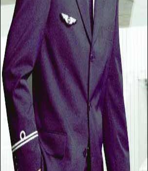 Christian Lacroix diseña uniforme de Air France