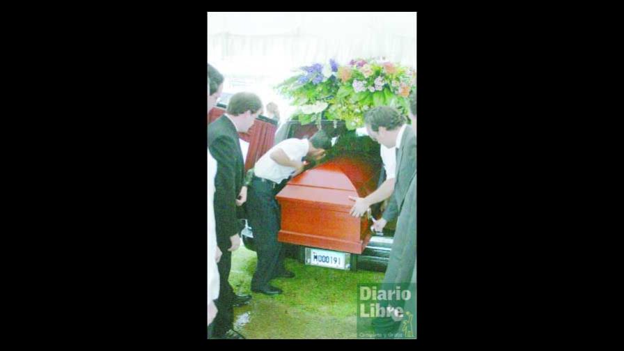 Sepultan a Don Payo Ginebra en cementerio Cristo Redentor