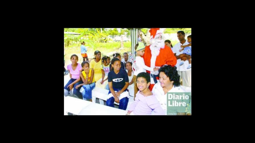 Presentan 20 niños con rostros marcados por balas perdidas