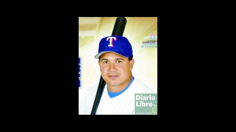 Einar Díaz regresa al equipo de los Indios de Cleveland Einar Díaz regresa al equipo de los Indios de Cleveland