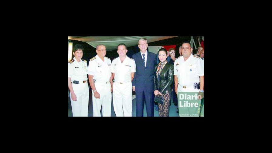 Coctel en barco francés