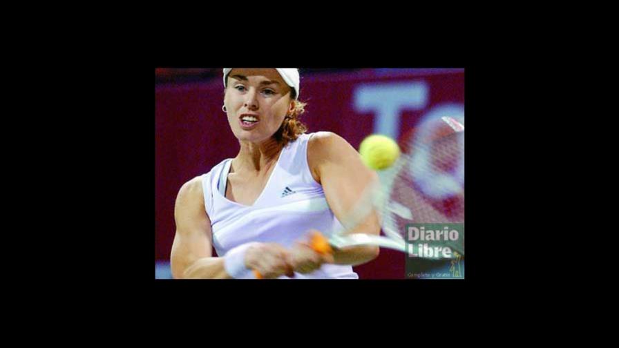 Amélie Mauresmo y Martina Hingis pasan a 4tos de final