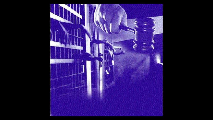 Personas de 70 y 90 años podrán guardar prisión