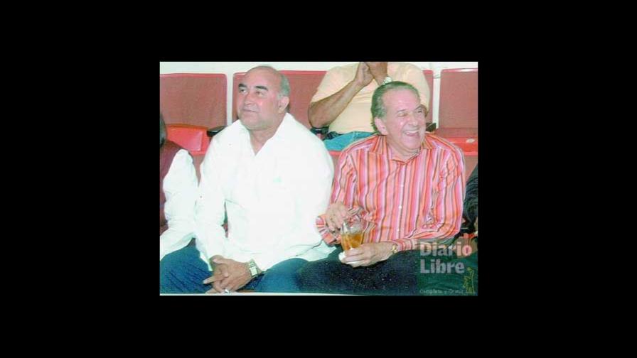 Doctor Ángel Contreras se impuso con tres gallos Doctor Ángel Contreras se impuso con tres gallos