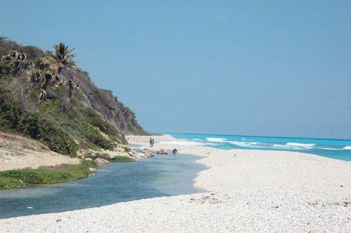 Los Patos, una playa para valientes