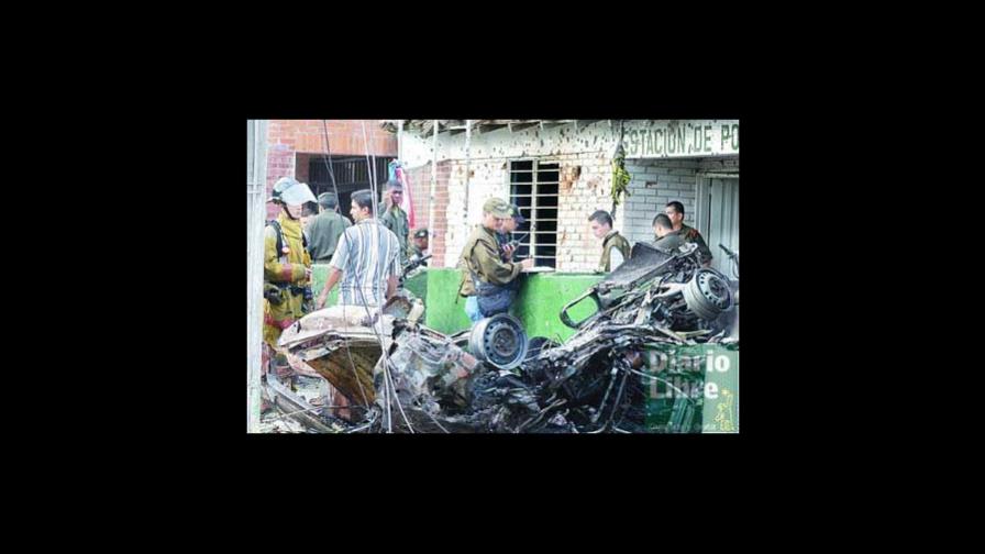 Un carro-bomba causa 5 muertos en Cali, Colombia