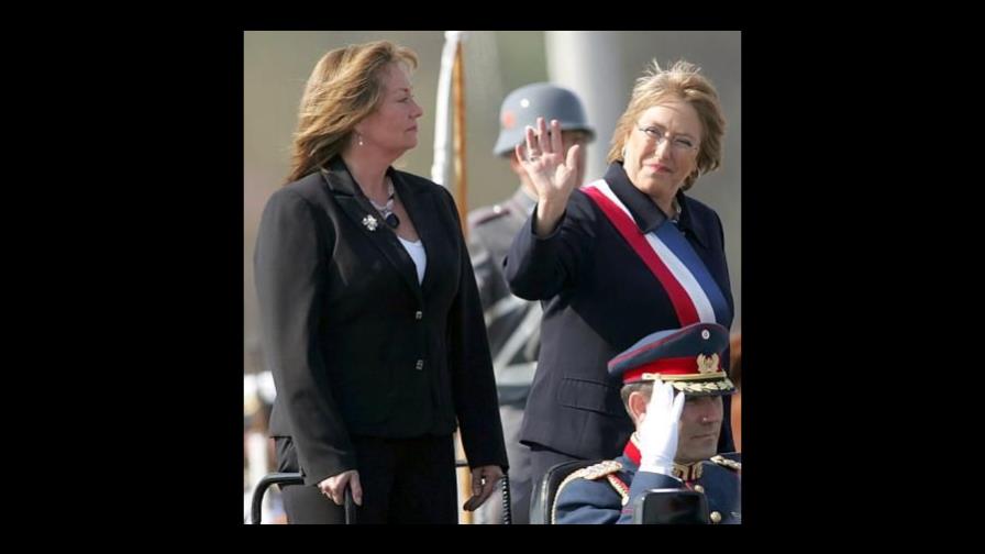 Bachelet elude hablar sobre funeral de Pinochet