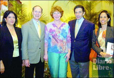 Para comunidades dominicanas