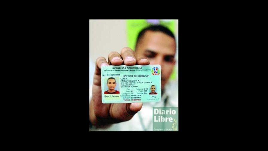 España da visto bueno licencias RD