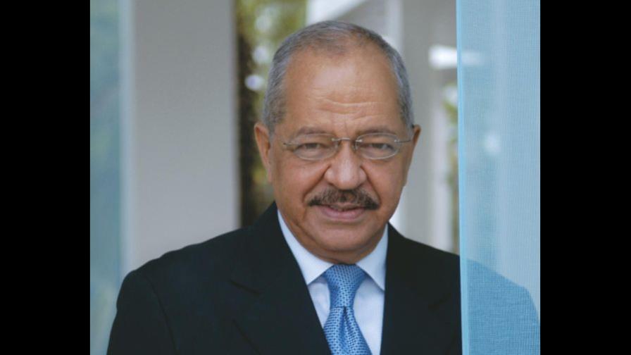 Rodolfo Espinal, Con voz propia