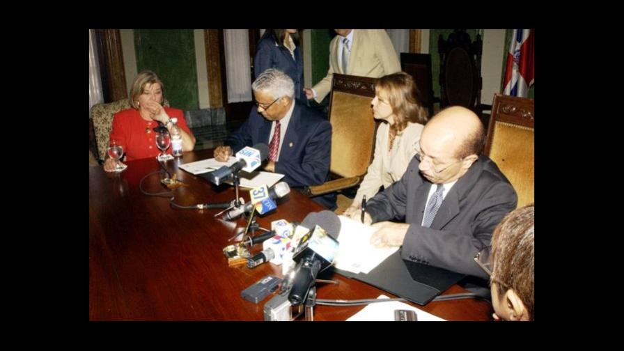 Acuerdo para rehabilitar la cuenca del río Artibonito Acuerdo para rehabilitar la cuenca del río Artibonito