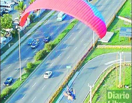 El sueño de Ícaro es posible: el parapente El sueño de Ícaro es posible: el parapente