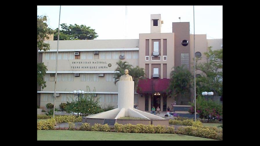 Egresados de la UNPHU reconocidos en Puerto Rico