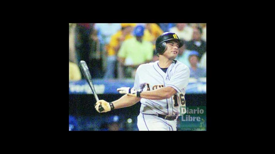 Félix El Gatito Martínez, suspendido de manera indefinida por la Lidom