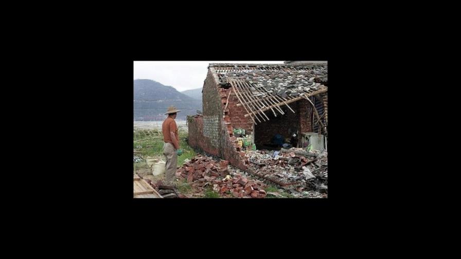 104 muertos por peor tifón del siglo