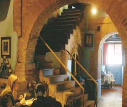 La tradición del Mesón de Bari