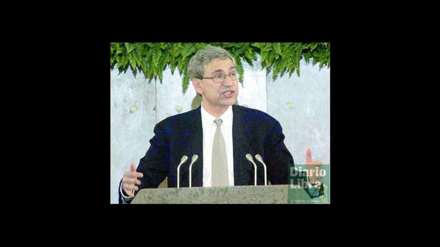 Nobel Literatura para turco Orhan Pamuk