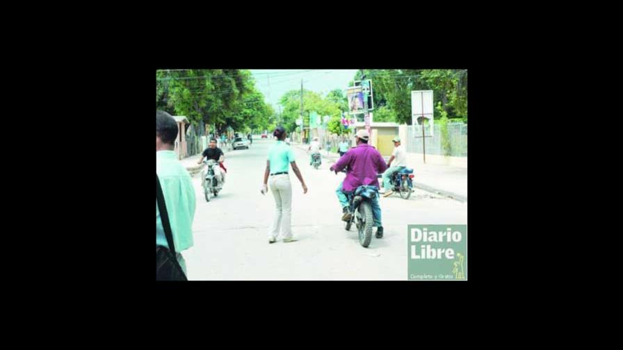 La miseria arropa a Pedernales; gente vive por la gracia de Dios