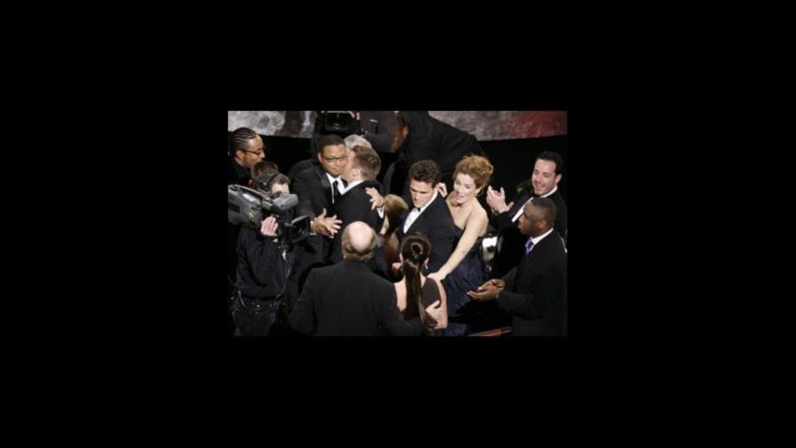 Una actriz de Crash encuentra a su padre gracias al filme Una actriz de Crash encuentra a su padre gracias al filme