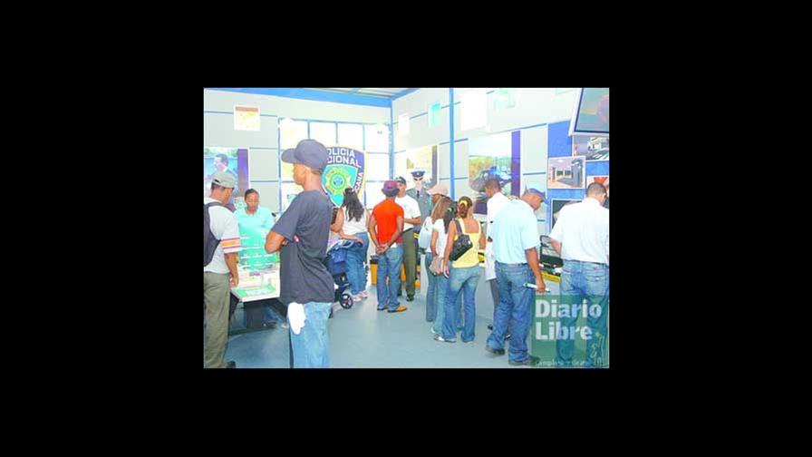 SEC convoca a concurso de afiche de la Feria del Libro SEC convoca a concurso de afiche de la Feria del Libro